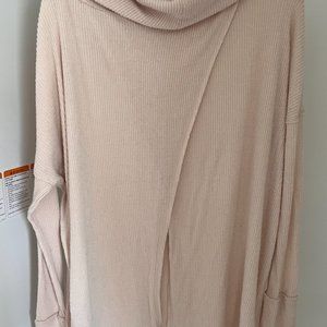 FREEPEOPLE CREAM COWL NECK SWEATER WITH OPEN BACK